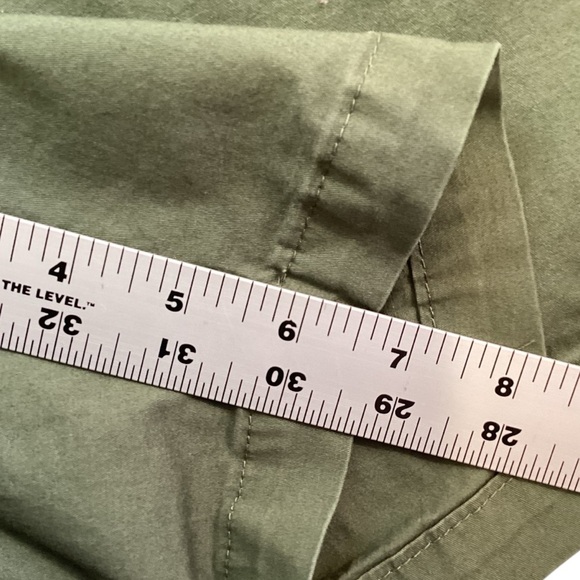 Lee Regular Fit Midrise Bermuda Shorts Olive Green Elastic Waist Women's Size 6 - Picture 7 of 8